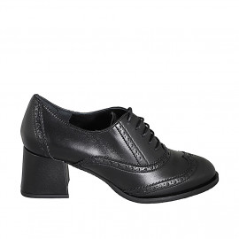 Chaussure Oxford pour femmes à lacets en cuir noir avec bout golf et talon 5 - Pointures disponibles:  32, 33, 34, 35, 42, 43, 44, 45, 46