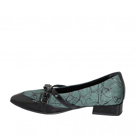 Woman's pointy mocassin... 2