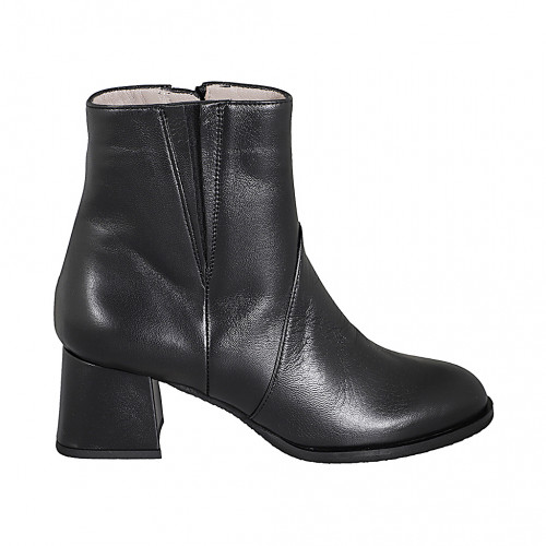 Woman's ankle boot with zipper and elastic band in black leather heel 5 - Available sizes:  32, 33, 34, 42, 43, 44, 45, 46