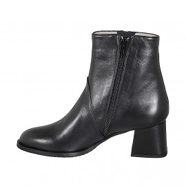 Bottines pour femmes avec fermeture éclair et elastique en cuir noir talon 5 - Pointures disponibles:  32, 33, 34, 42, 43, 44, 45, 46 2