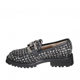 Mocasines para mujer con accesorio metalico en tela bouclé negra, blanca y platino y piel negra tacon 3 - Tallas disponibles:  32, 33, 34, 35, 42, 43, 44, 45, 46 2