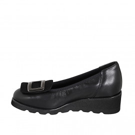 Decolté da donna con plantare estraibile in pelle nera e accessorio in camoscio zeppa 4 - Misure disponibili: 32, 33, 34, 35, 42, 43, 44, 45, 46 2