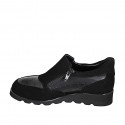 Sneaker accollata da donna con cerniere e plantare estraibile in camoscio nero e vernice stampata zeppa 3 - Misure disponibili: 33, 34, 35, 42, 43, 44, 45, 46