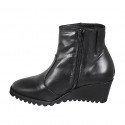 Bottine pour femme avec semelle intérieure amovible, fermeture éclair et chaîne en cuir noir talon compensée 6 - Pointures disponibles:  32, 33, 34, 35