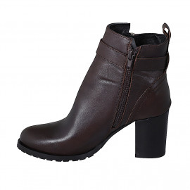 Bottines pour femmes en cuir marron foncé avec fermetures éclair, boucle et bout rondu talon 7 - Pointures disponibles:  32, 33, 34, 35, 42, 43, 44, 45 2