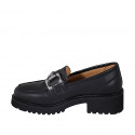 Mocassin avec accessoire argent pour femmes en cuir noir talon 4 - Pointures disponibles:  33, 34, 35, 43, 44, 46