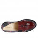 Mocassin pour femmes avec elastiques et franges en tissu tartan multicolor et cuir verni bordeaux talon 4 - Pointures disponibles:  33, 34, 35, 42, 43, 44, 45, 46