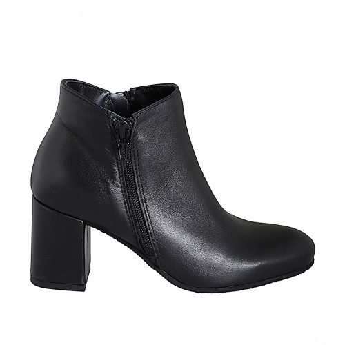 Bottines pour femmes en cuir noir avec fermetures éclair et semelle amovible talon 7 - Pointures disponibles:  32, 33, 34, 35, 42, 43, 44, 45
