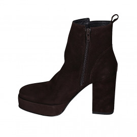 Bottines pour femmes avec goujons et fermeture éclair en daim marron foncé talon 9 - Pointures disponibles:  32, 33, 34 2