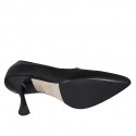 Chaussure pour femme décolletée à bout pointu avec décolleté asymétrique en cuir noir talon 9 - Pointures disponibles:  32, 33, 34, 35, 42, 43, 44, 45, 46