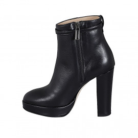 Bottine pour femme avec plateau, fermeture éclair et bride en cuir noir talon 11 - Pointures disponibles:  31, 32, 34, 35, 42, 43, 44 2