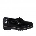 Zapato cerrado para mujer con velcro y plantilla extraíble en charol negro cuña 3 - Tallas disponibles:  32, 33, 34, 35, 42, 43, 44, 46
