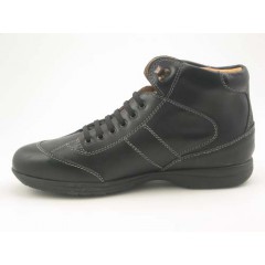 Anklehigh sportshoe for men with laces in black leather - Available sizes:  46 2