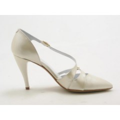 Escarpin ouvert pour femmes avec courroies en cuir ivoire perlé talon 9 - Pointures disponibles:  42, 43, 44 2