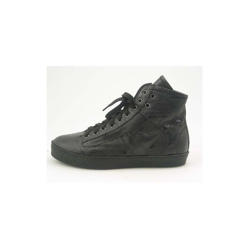 Men's sportive ankle-high shoe with laces in black leather - Available sizes:  36