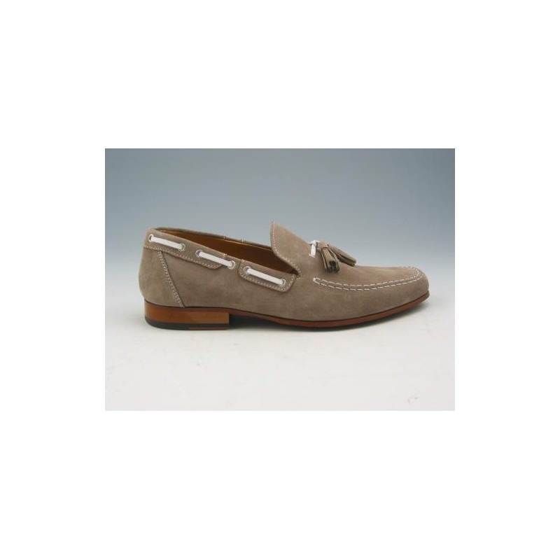 Mocassino da uomo con nappine in camoscio color sabbia - Misure disponibili: 52