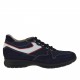 Scarpa da uomo stringata sportiva in camoscio e tessuto blu e riporto bianco e rosso -  