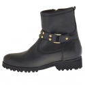 Damenstiefelette mit Reißverschluss, Nieten und Schnalle aus schwarzem Leder Absatz 3 - Verfügbare Größen:  32