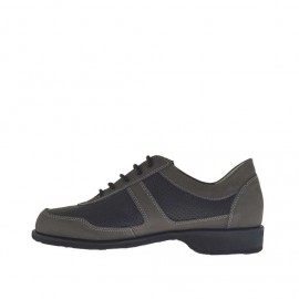 Zapato deportivo con cordones para hombre en piel nabuk de color gris y piel perforada negra - Tallas disponibles:  36 2