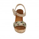 Sandalo da donna in camoscio beige con cinturino, strass, plateau e zeppa 9 - Misure disponibili: 42