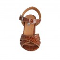 Sandalia para mujer con cinturon en piel imprimida cognac tacon 7 - Tallas disponibles:  42