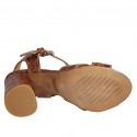 Sandalia para mujer con cinturon en piel imprimida cognac tacon 7 - Tallas disponibles:  42