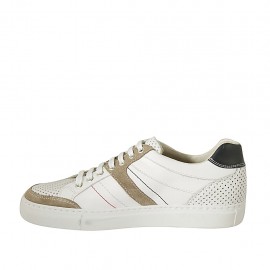 Zapato deportivo con cordones para hombre en piel blanca y azul, piel perforada blanca y gamuza beis - Tallas disponibles:  46 2