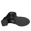 Stivaletto da donna con cerniera e fibbia in camoscio nero e stampato maculato oro tacco 6 - Misure disponibili: 32, 42