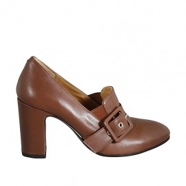 Zapato alto para mujer con elasticos y hebilla en piel cognac tacon 8 - Tallas disponibles:  42