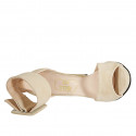 Scarpa aperta da donna con fibbia alla caviglia in camoscio beige tacco 11 - Misure disponibili: 42