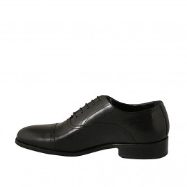 Elegant men's Oxford shoe with laces and captoe in black leather - Available sizes:  49 2