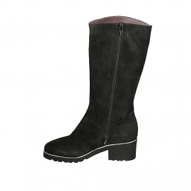 Woman's boot with zipper in... 2