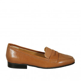 Mocassin pour femmes en cuir cognac talon 3 - Pointures disponibles:  44, 45