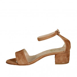 Woman's open shoe with... 2