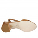 Scarpa aperta da donna con cinturino in camoscio color cuoio tacco 4 - Misure disponibili: 43