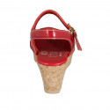 Sandale pour femmes en cuir verni rouge avec courroie, plateau et talon compensé 7 - Pointures disponibles:  42