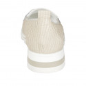 Mocasino para mujer en piel imprimida blanca y beis y gamuza azul claro cuña 3 - Tallas disponibles:  42