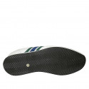Scarpa sportiva stringata da uomo con plantare estraibile in pelle bianca e tessuto blu, verde e grigio - Misure disponibili: 38, 46
