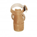 Chaussure ouverte pour femmes avec courroie en daim cognac talon 4 - Pointures disponibles:  43, 45