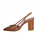 Zapato destalonado para mujer en piel cognac con accesorio tacon 8 - Tallas disponibles:  42