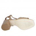 Sandalia para mujer con cinturon y cadena en piel beis tacon 8 - Tallas disponibles:  42, 43