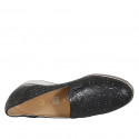 Mocassin avec semelle amovible et elastiques pour femmes en cuir perforé noir talon compensé 3 - Pointures disponibles:  31